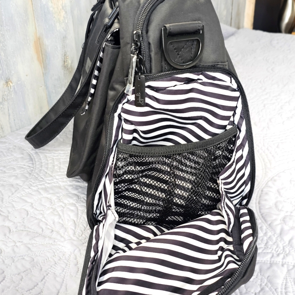 JuJuBe Blackout Pumped Breast Pump Baby Bag w/Change Pad & Wet Bag - Picture 14 of 14